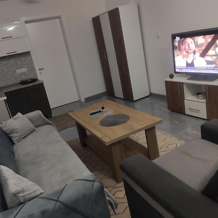 דירות Zivinice Neer מראה חיצוני תמונה