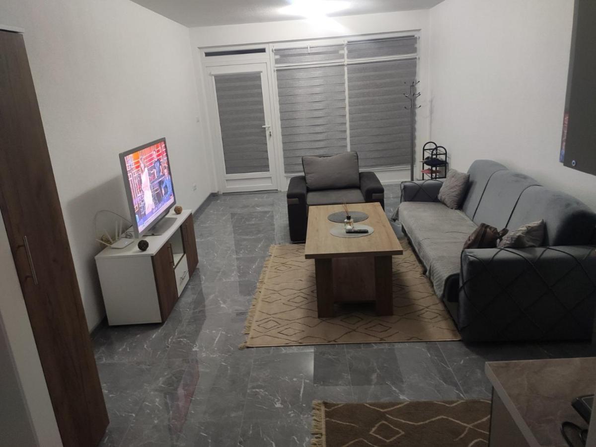 דירות Zivinice Neer מראה חיצוני תמונה
